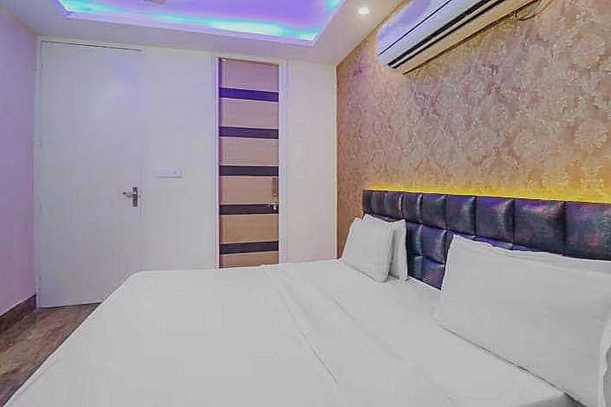 Super Hotel O Vivaan Residency Rohtak Екстериор снимка