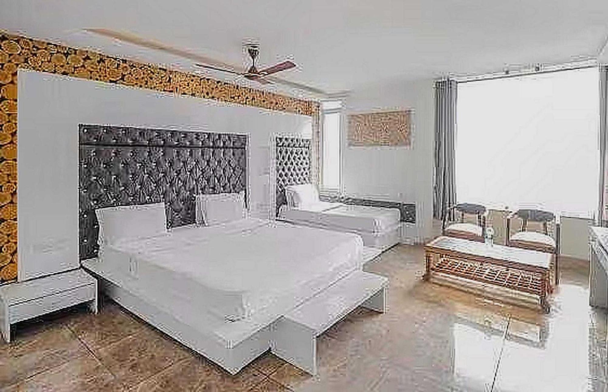 Super Hotel O Vivaan Residency Rohtak Екстериор снимка